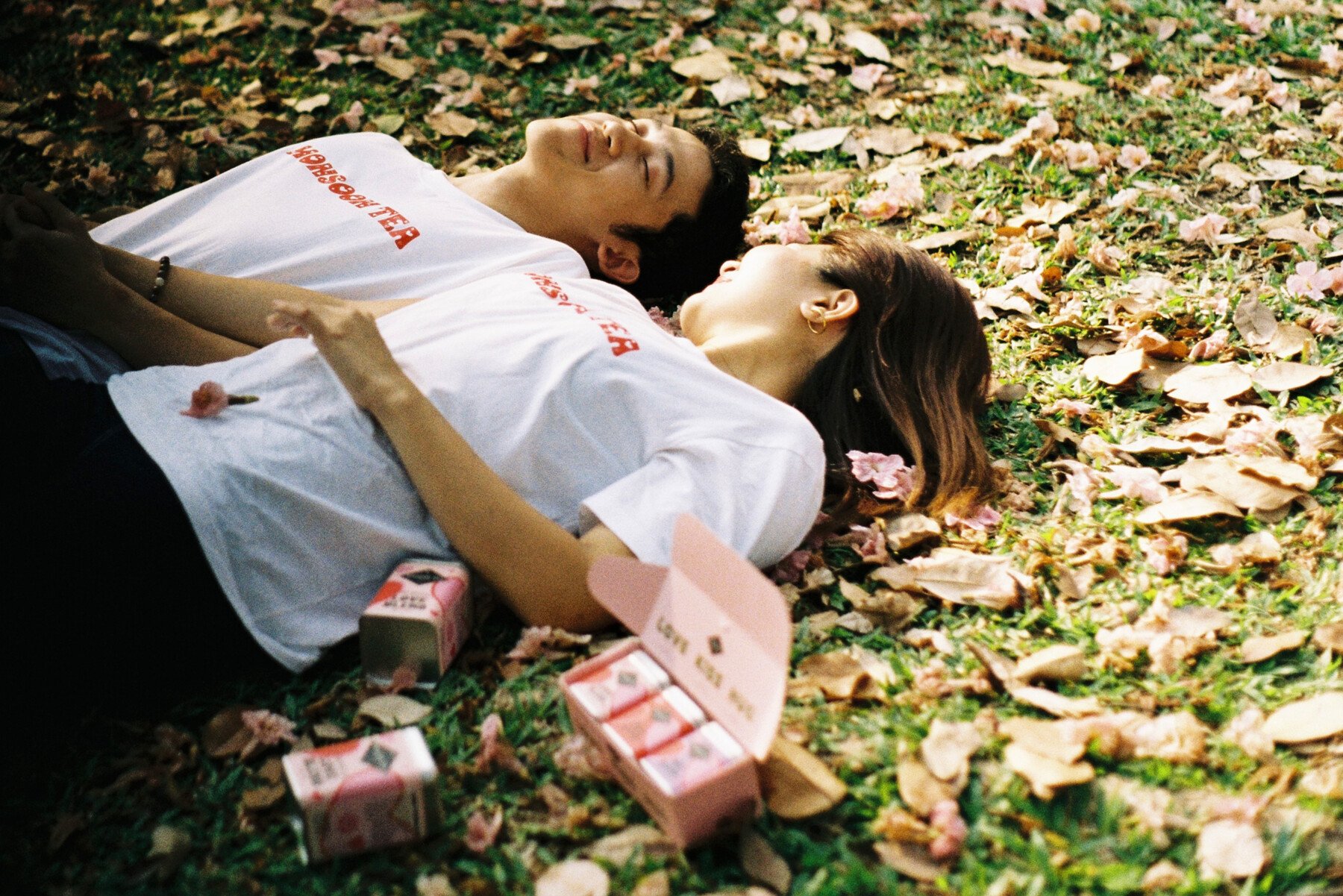 Free Valentine's T-shirt when purchasing for more than 2442 THB